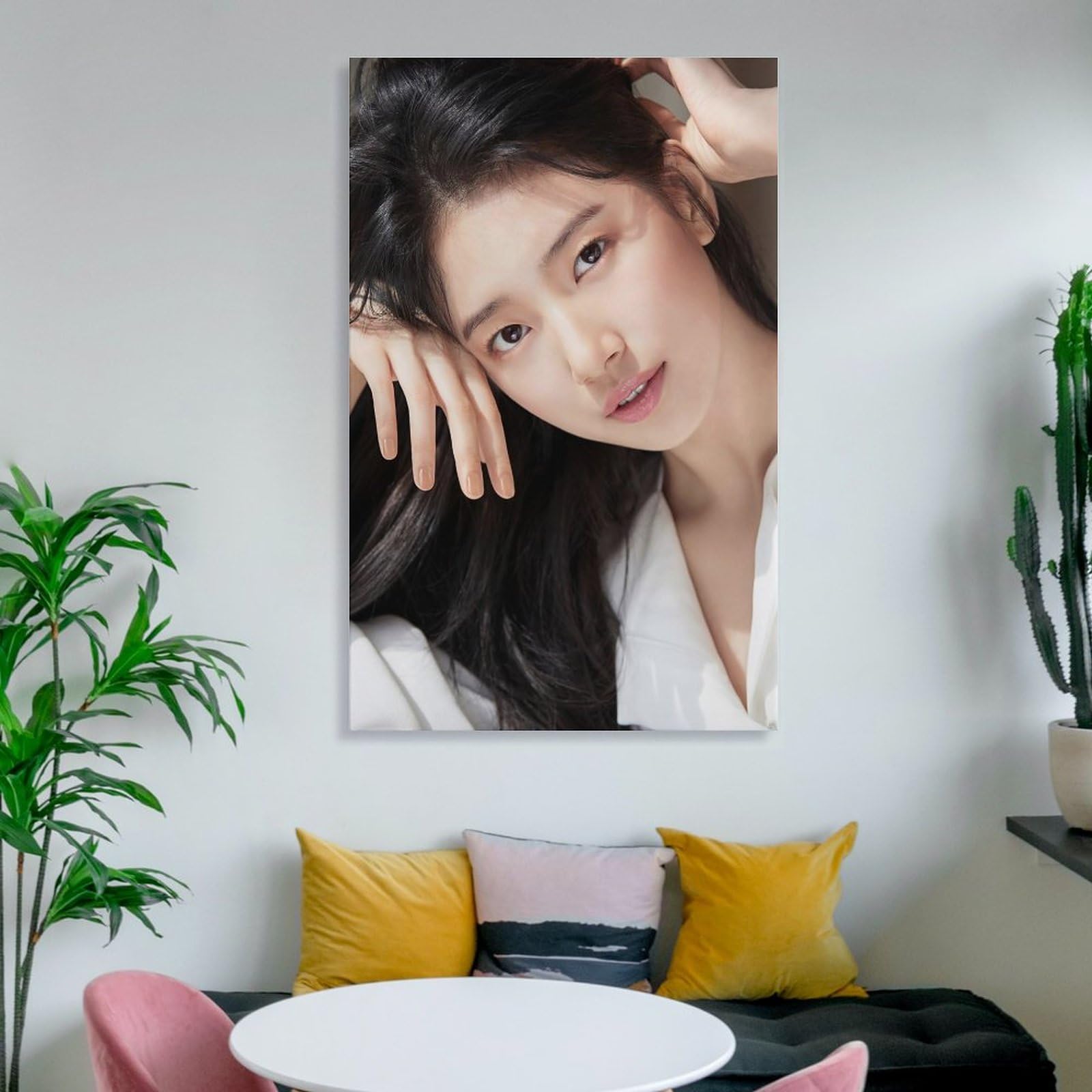 Amazon.co.jp: Bae Suzyペ・スジ ポスター 韓流 かっこいいですの画像